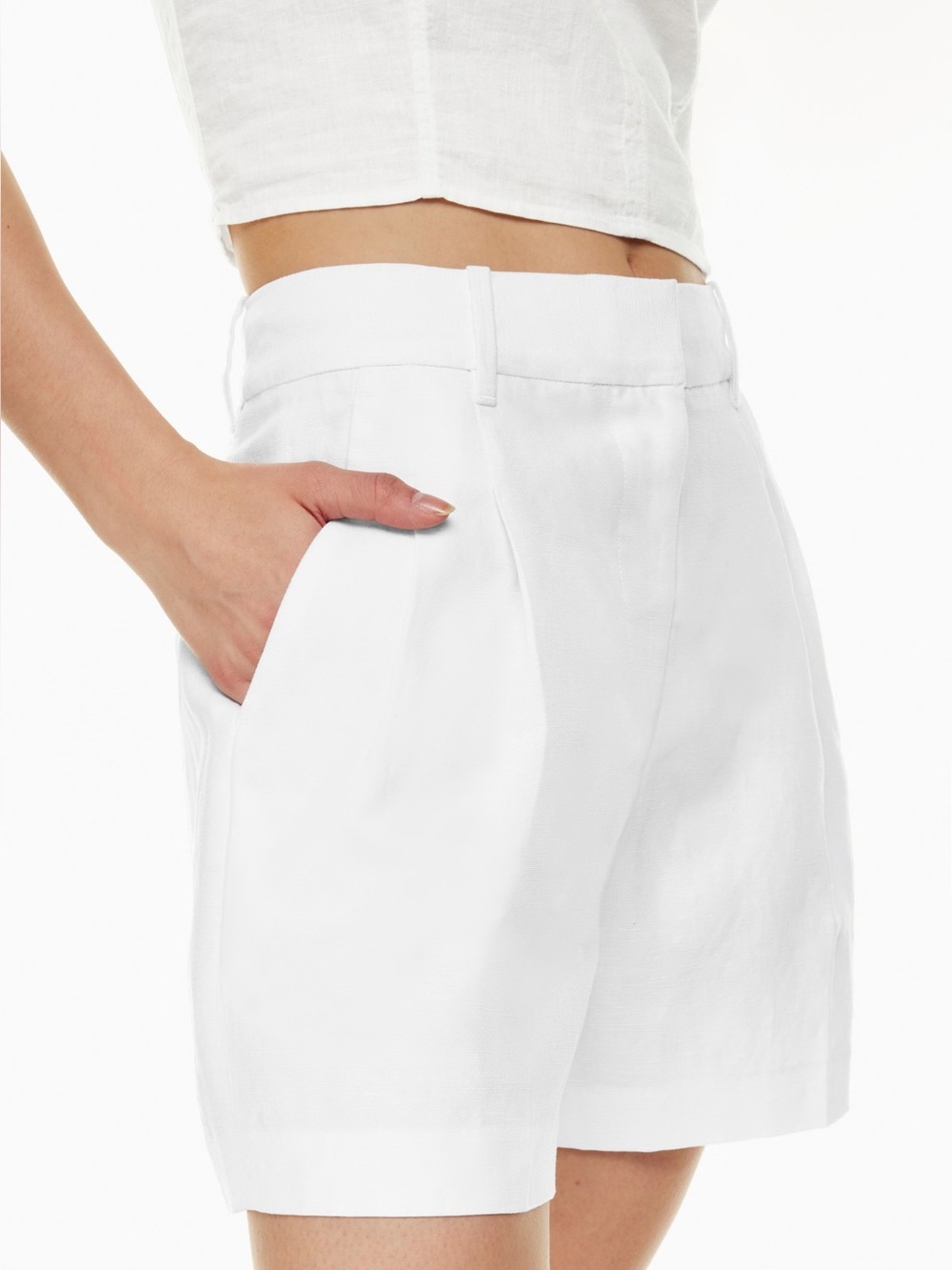 Wilfred The Effortless Pant™ Cream White Pleated Shorts Size 6